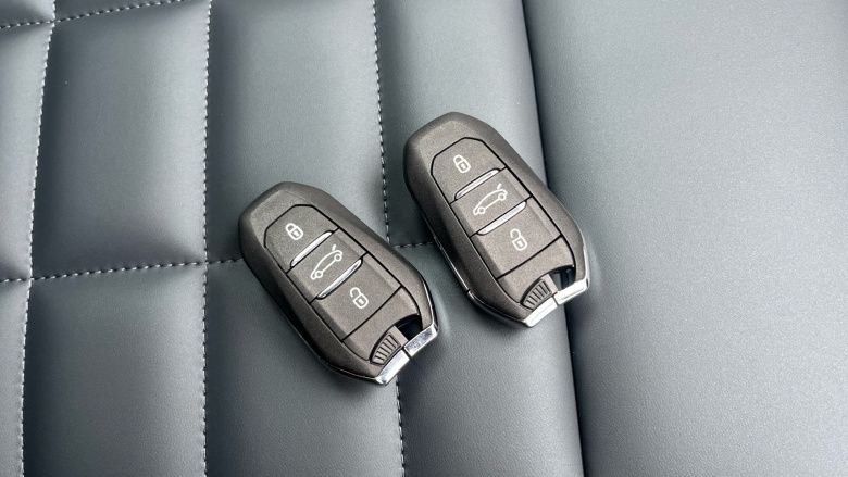 Citroen C5 Aircross 1.2 Hybrid 145 Max 5dr Auto Petrol Hatchback